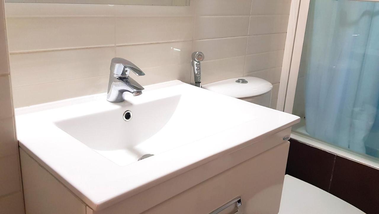 Renovated Lovely Apartment Near Airport & Sea Pórto Ráfti Kültér fotó