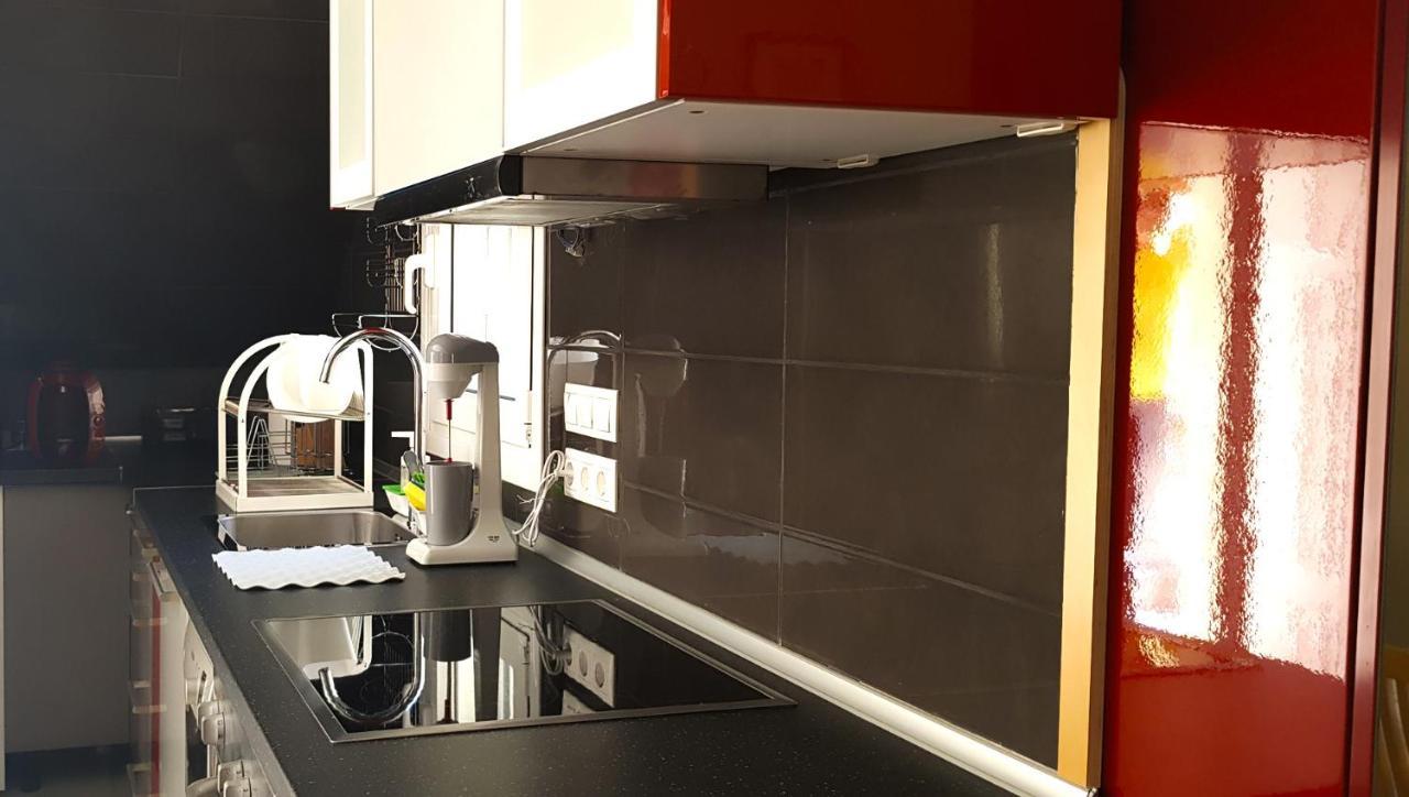 Renovated Lovely Apartment Near Airport & Sea Pórto Ráfti Kültér fotó