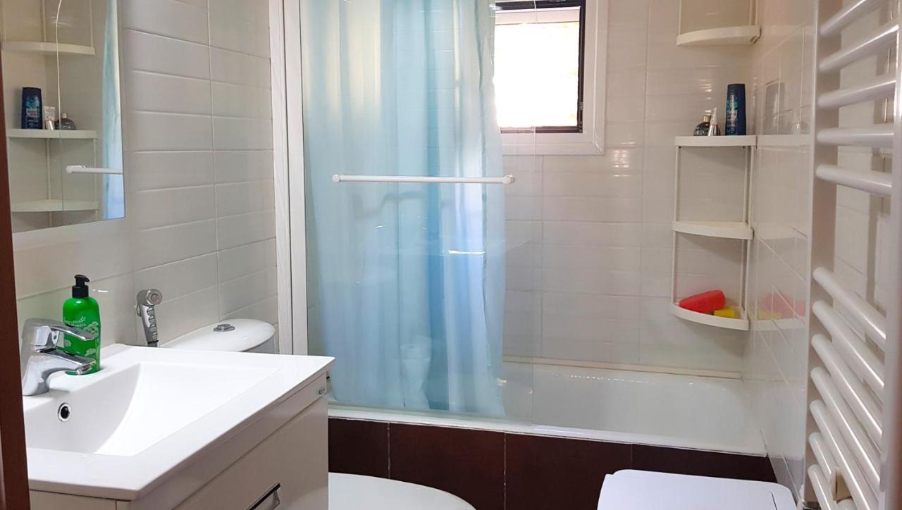 Renovated Lovely Apartment Near Airport & Sea Pórto Ráfti Kültér fotó