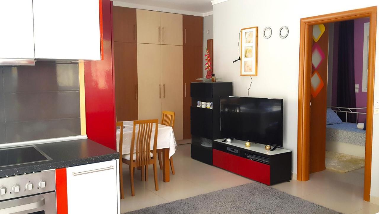 Renovated Lovely Apartment Near Airport & Sea Pórto Ráfti Kültér fotó