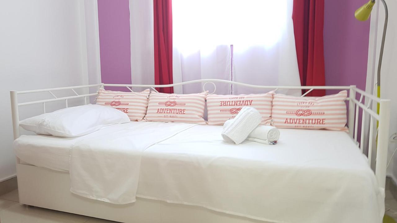 Renovated Lovely Apartment Near Airport & Sea Pórto Ráfti Kültér fotó