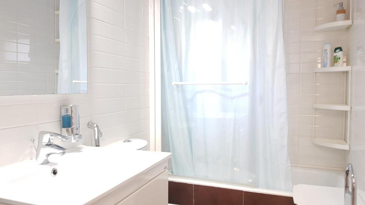 Renovated Lovely Apartment Near Airport & Sea Pórto Ráfti Kültér fotó